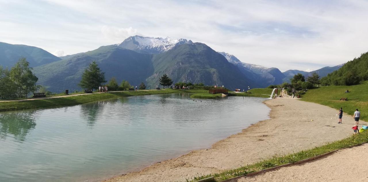 Studio 2 Alpes, Proche Lac Buissonniere, Menage Inclus, Balcon, Parking Λε Ντεζ Αλπ Εξωτερικό φωτογραφία