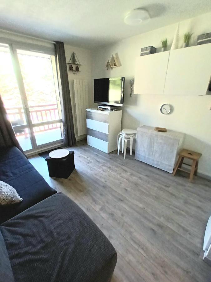 Studio 2 Alpes, Proche Lac Buissonniere, Menage Inclus, Balcon, Parking Λε Ντεζ Αλπ Εξωτερικό φωτογραφία