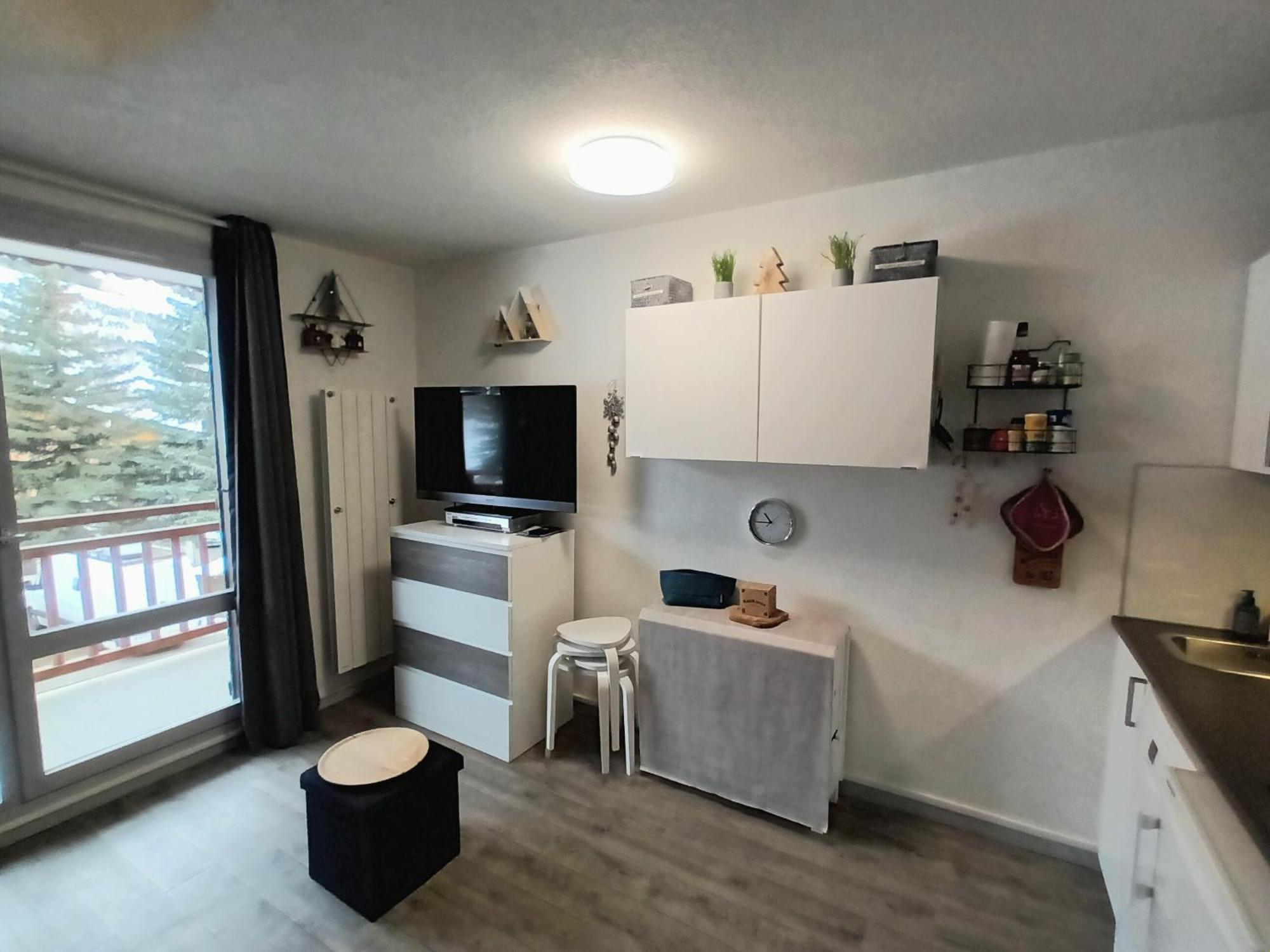 Studio 2 Alpes, Proche Lac Buissonniere, Menage Inclus, Balcon, Parking Λε Ντεζ Αλπ Εξωτερικό φωτογραφία