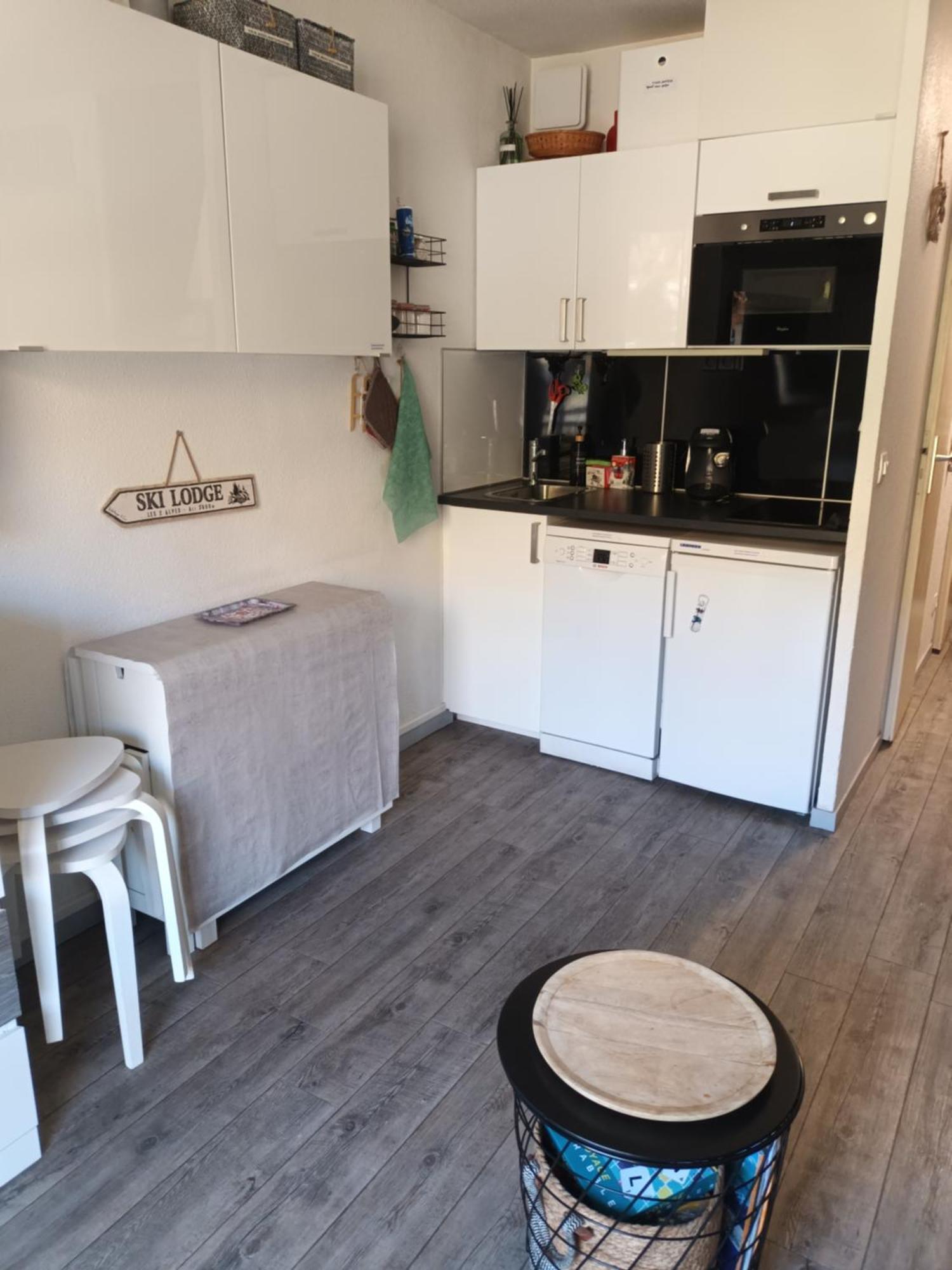 Studio 2 Alpes, Proche Lac Buissonniere, Menage Inclus, Balcon, Parking Λε Ντεζ Αλπ Εξωτερικό φωτογραφία